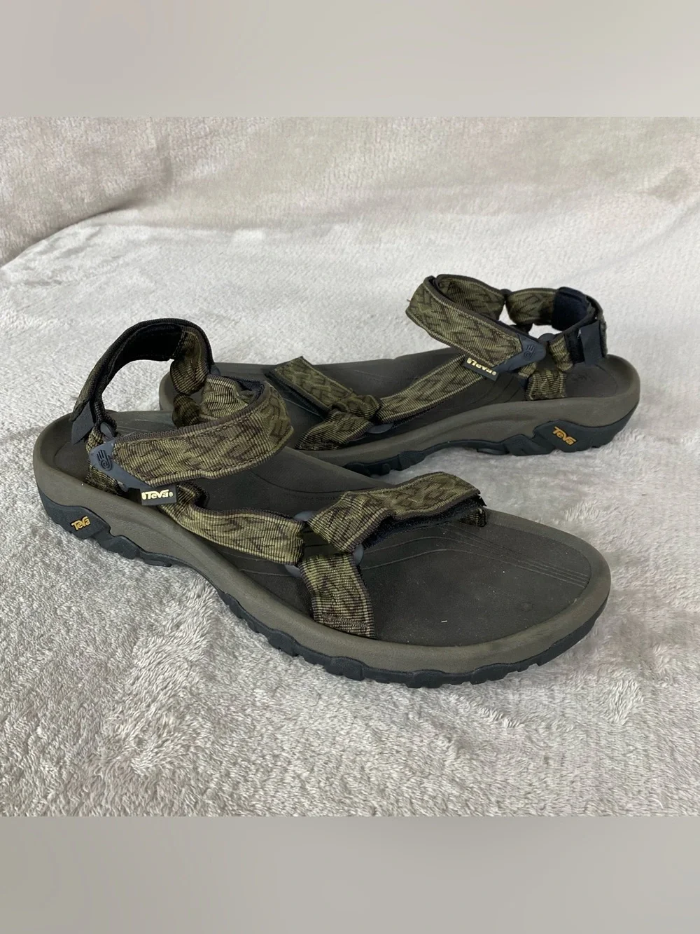 Teva Hurricane XLT Hiking Sandals Mens Size 12 Olive Green Black Strappy Water